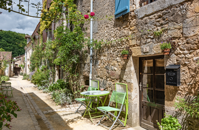 ruelle fleurie de saint jean de cole